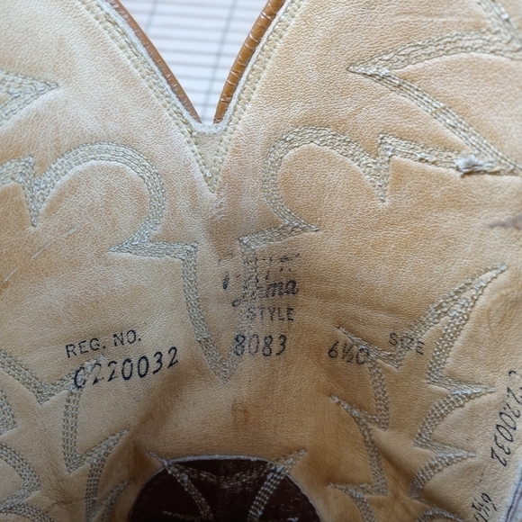 Tony Lama Gold Lable women's exotic pecan brown Teju lizzard Western boots. Sz 6 - Picture 10 of 11